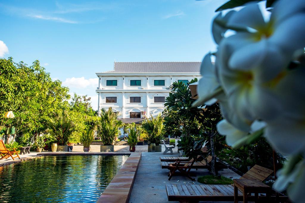Galaxy Angkor Boutique Hotel Siem Reap Bagian luar foto