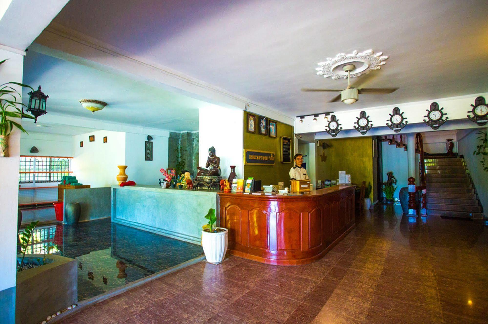 Galaxy Angkor Boutique Hotel Siem Reap Bagian luar foto