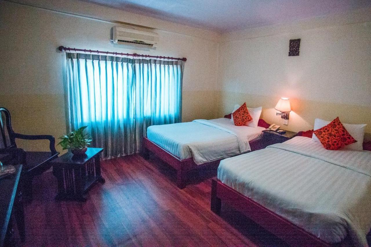 Galaxy Angkor Boutique Hotel Siem Reap Bagian luar foto